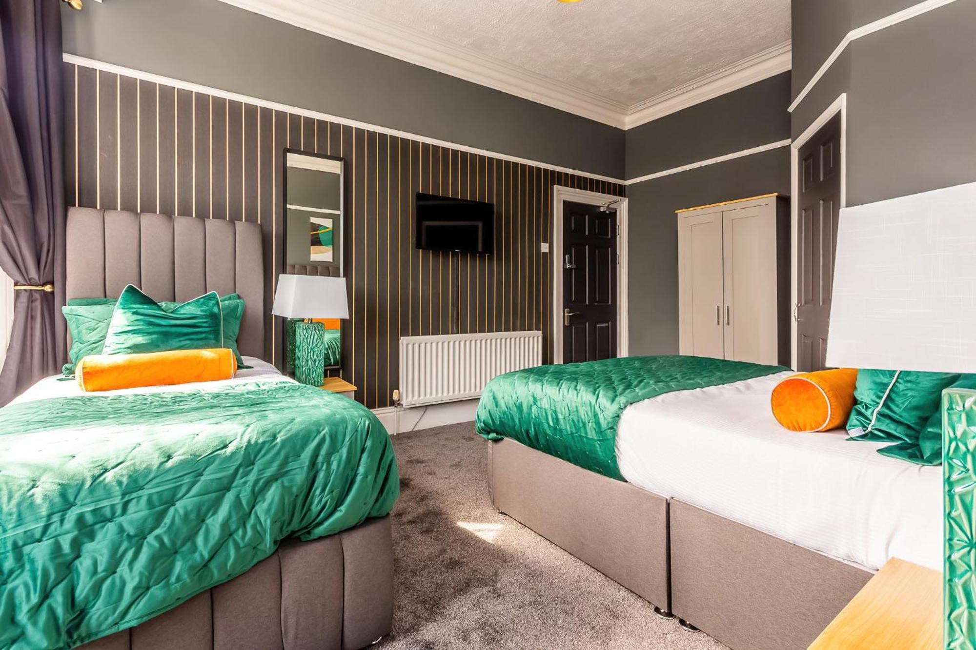 Room 04 - Sandhaven Rooms Triple South Shields Esterno foto